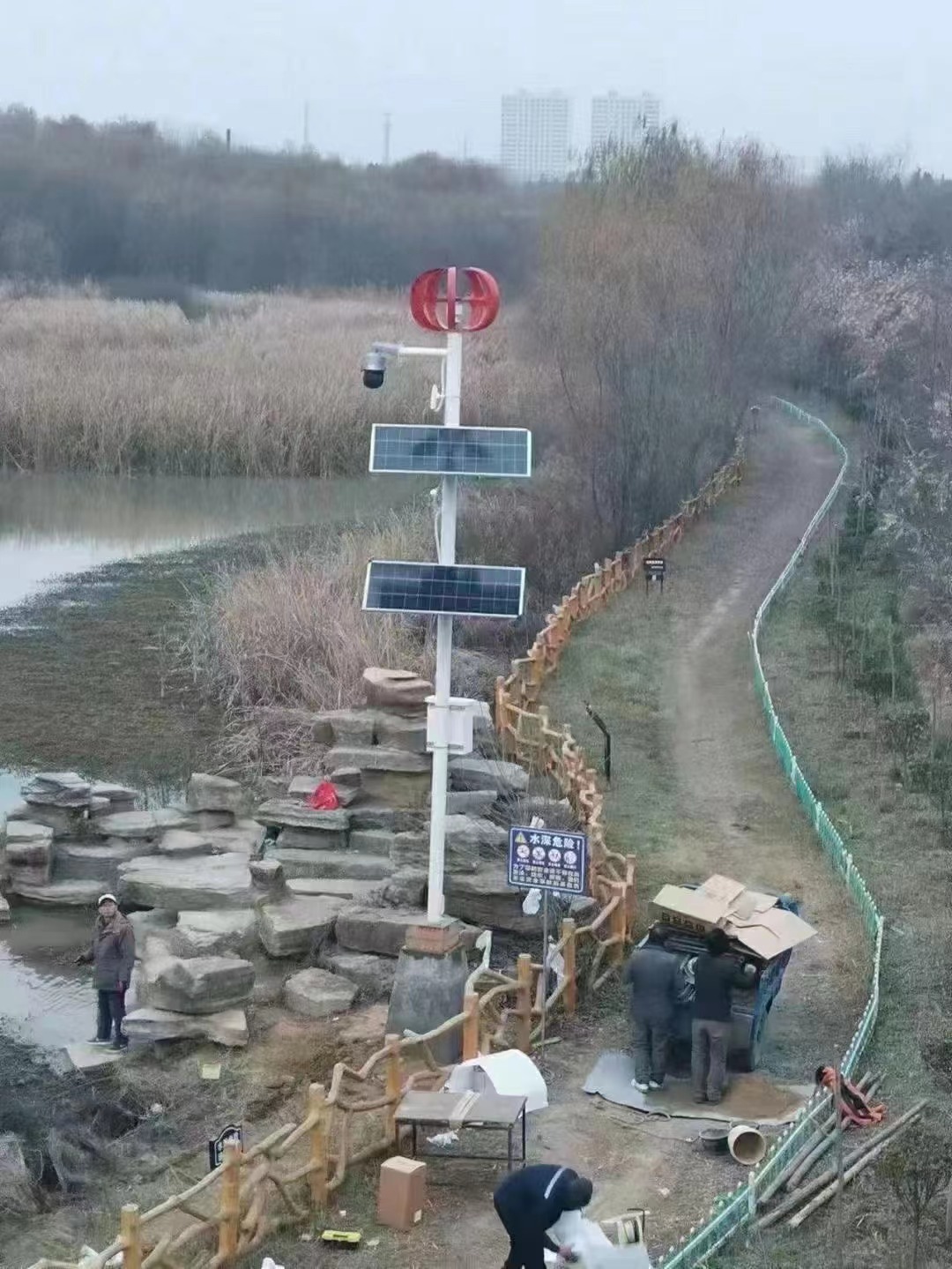 河道風(fēng)電互補(bǔ)供電監(jiān)控系統(tǒng)安裝