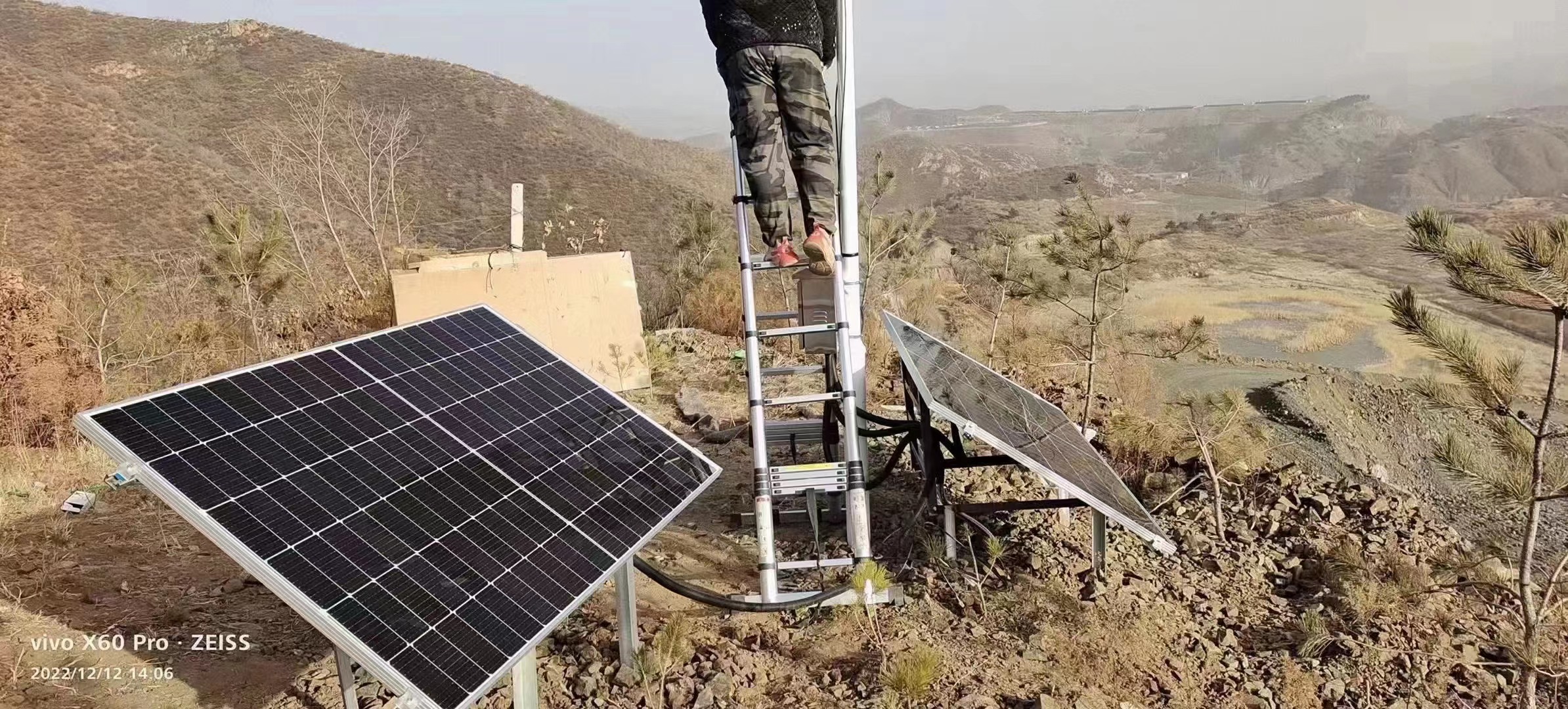 河北承德礦山太陽能供電遠(yuǎn)程無線監(jiān)控系統(tǒng)安裝